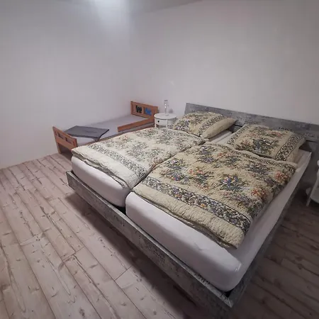 Am Wald Der Sinne, Horst *